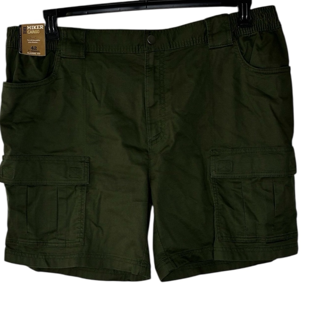 Roundtree & Yorke
The Hiker Cargo 7" Inseam Neutral Classic Fit Shorts